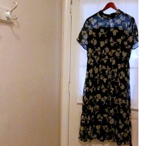 Lulu's Black Floral Dress